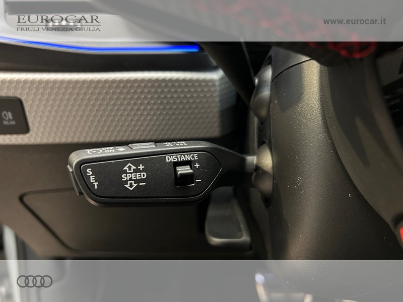 Audi A1 sportback 30 1.0 tfsi identity black 116cv s-tronic