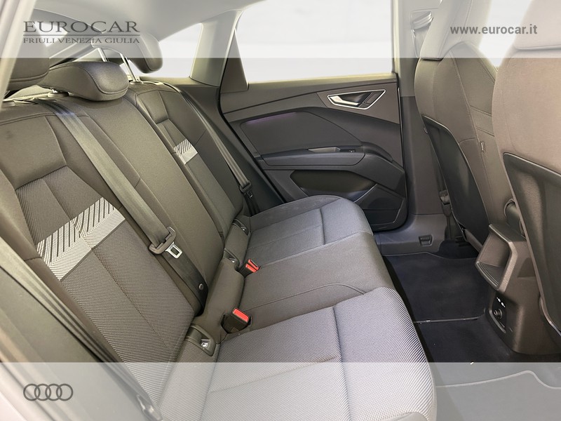 Audi Q4 e-tron sportback e-tron 40 business advanced