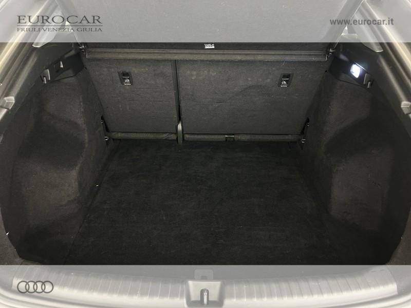 Audi Q4 e-tron sportback e-tron 40 business advanced