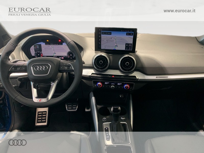 Audi Q2 35 2.0 tdi identity black s-tronic