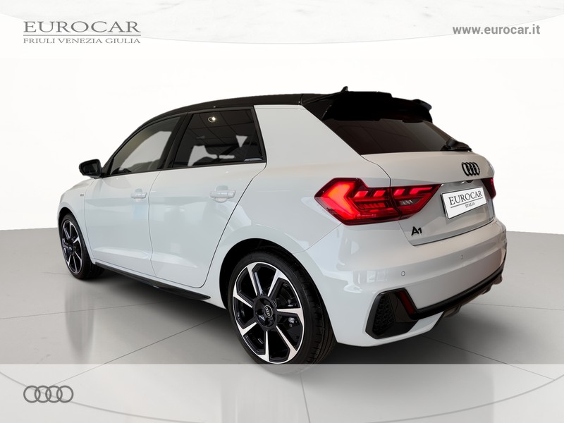Audi A1 sportback 30 1.0 tfsi identity black 116cv s-tronic