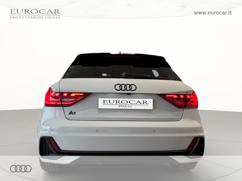 Audi A1 sportback 30 1.0 tfsi identity black 116cv s-tronic