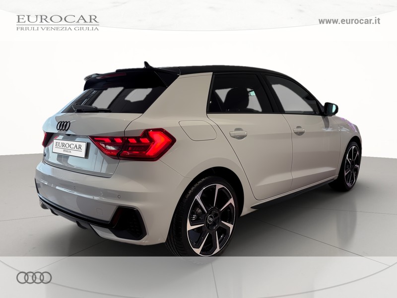 Audi A1 sportback 30 1.0 tfsi identity black 116cv s-tronic