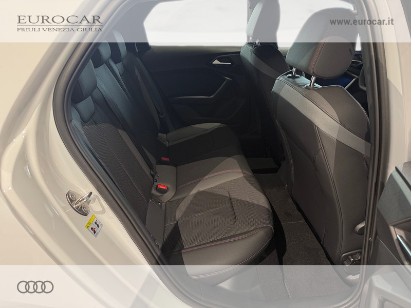 Audi A1 sportback 30 1.0 tfsi identity black 116cv s-tronic