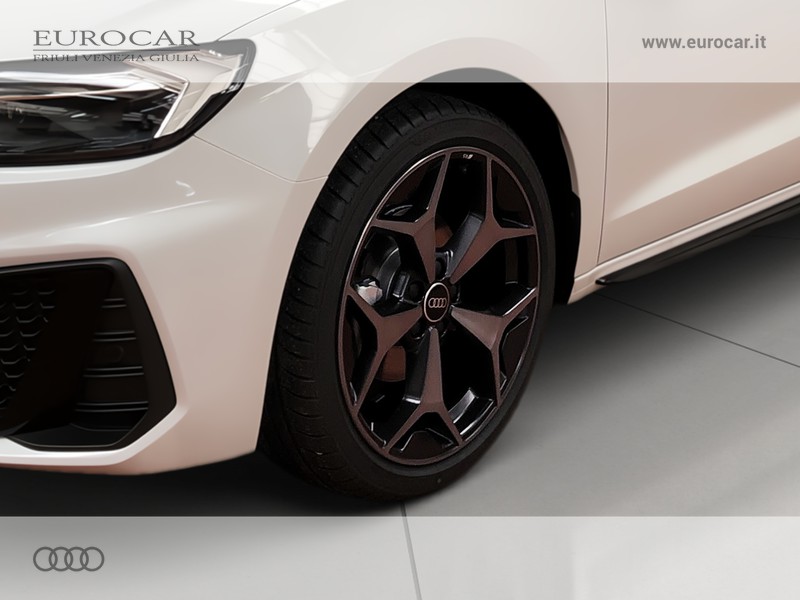Audi A1 sportback 30 1.0 tfsi identity black 116cv s-tronic
