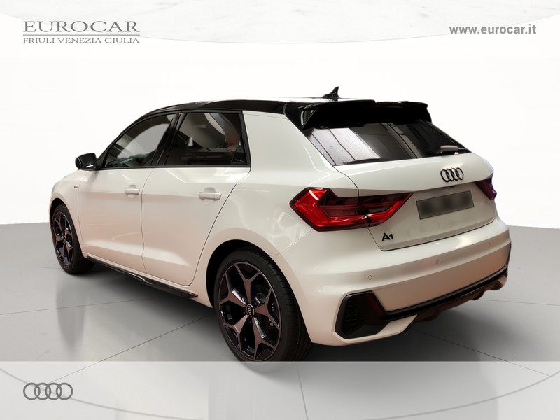 Audi A1 sportback 30 1.0 tfsi identity black 116cv s-tronic