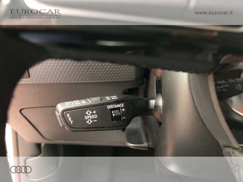 Audi A1 sportback 30 1.0 tfsi identity black 116cv s-tronic