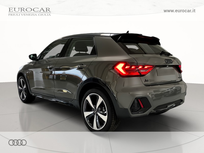 Audi A1 allstreet 30 1.0 tfsi identity contrast 116cv s tronic