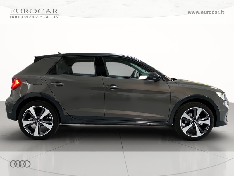 Audi A1 allstreet 30 1.0 tfsi identity contrast 116cv s tronic