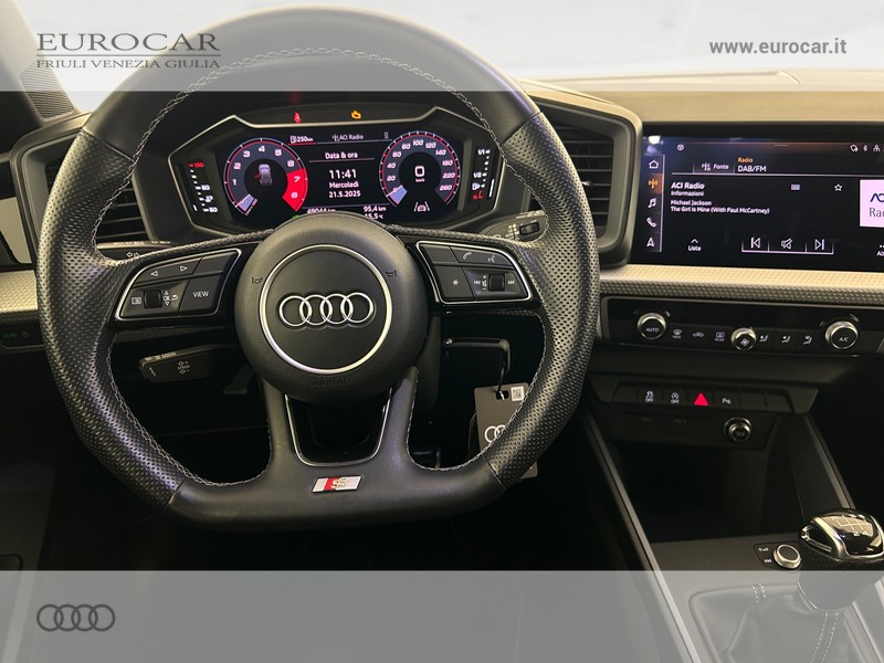 Audi A1 sportback 25 1.0 tfsi s line edition my20