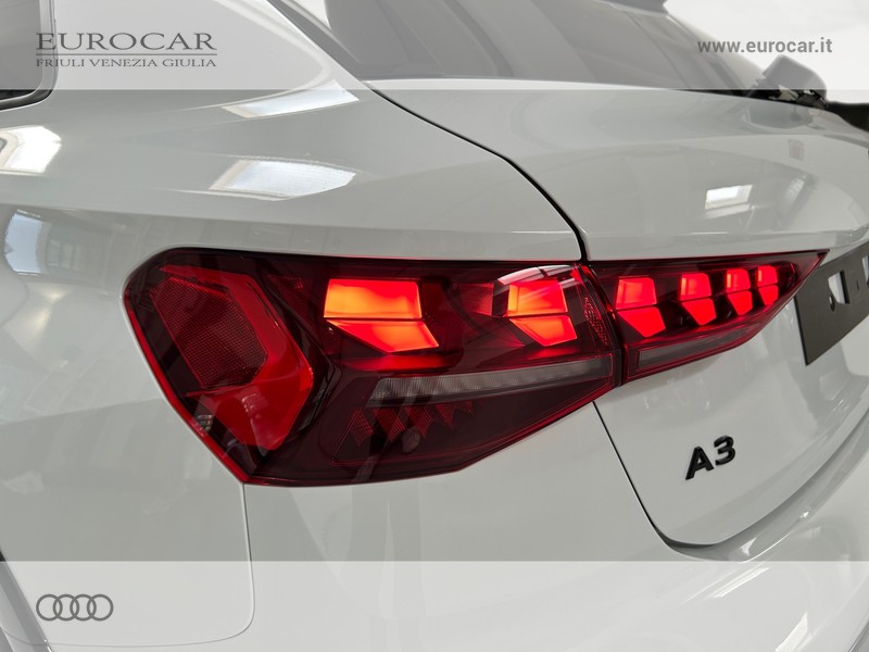 Audi A3 allstreet 40 1.5 tfsi e identity contrast s-tronic