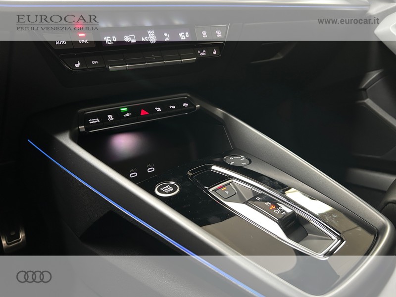 Audi A3 allstreet 40 1.5 tfsi e identity contrast s-tronic
