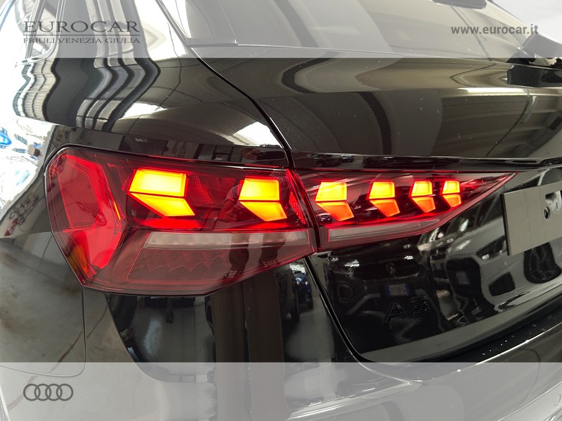 Audi A3 sportback 2.0 tdi s line edition 150cv s-tronic