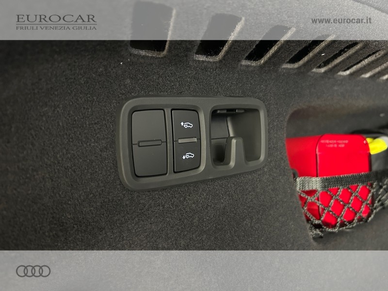 Audi Q8 50 3.0 tdi mhev s line edition quattro tiptronic