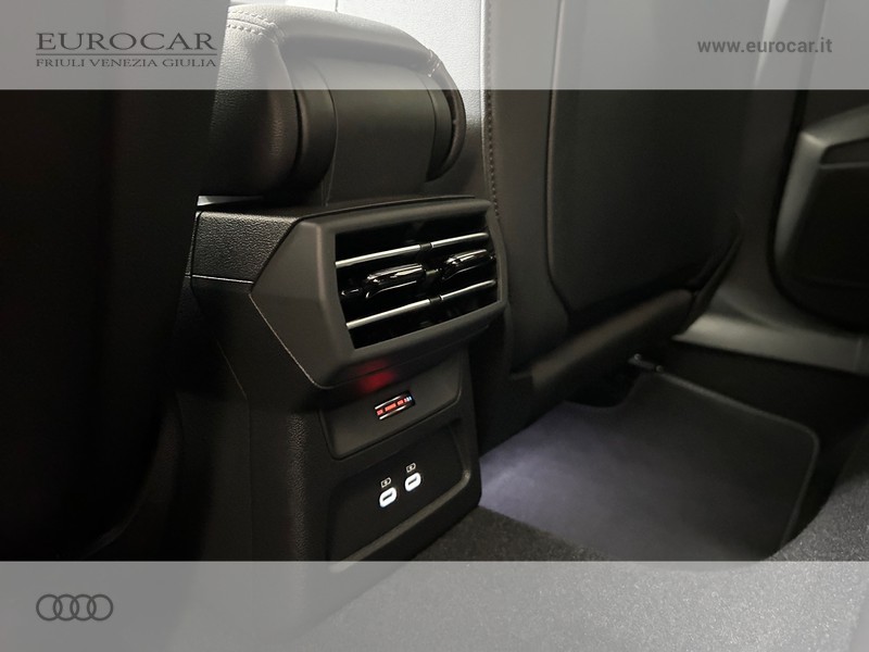 Audi A3 sportback 2.0 tdi s line edition 150cv s-tronic