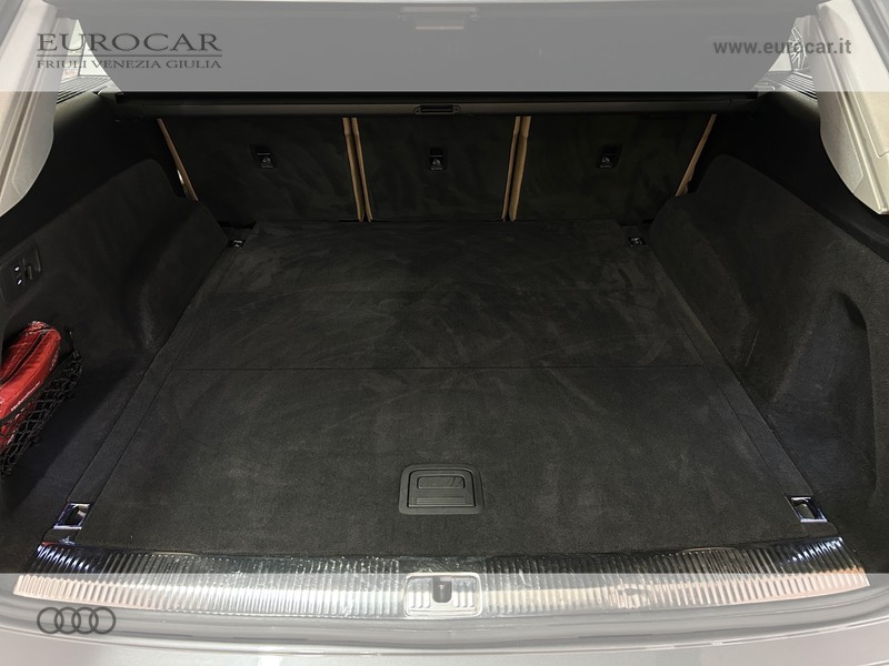 Audi Q7 45 3.0 tdi mhev business quattro tiptronic