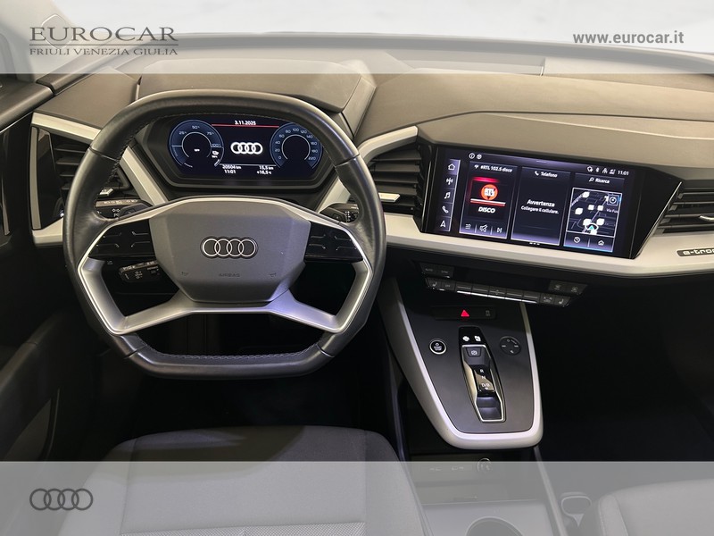 Audi Q4 e-tron 40 business