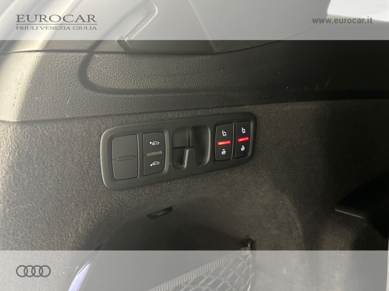 Audi Q7 3.0 tdi business plus quattro tiptronic