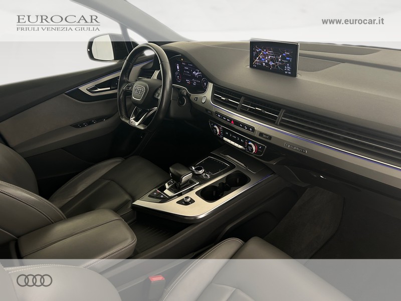 Audi Q7 3.0 tdi business plus quattro tiptronic
