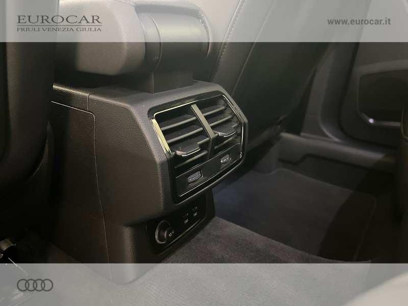 Audi Q3 35 2.0 tdi business advanced quattro s-tronic