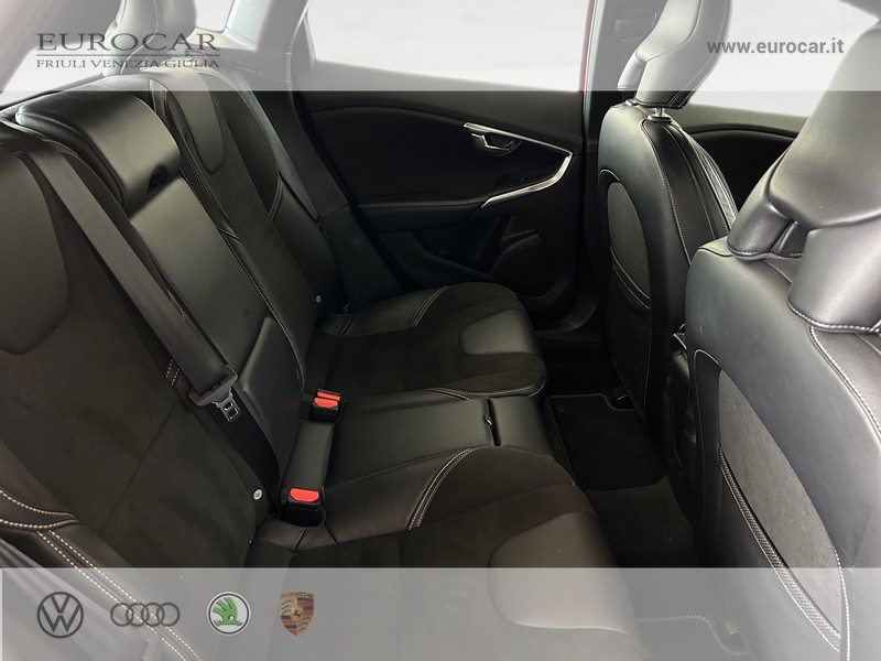 Volvo V40 2.0 d2 r-design