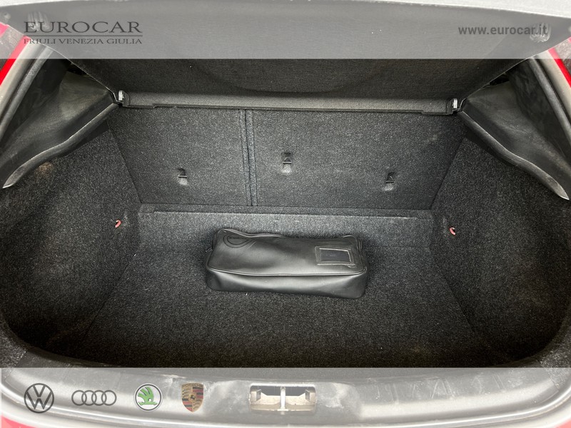 Volvo V40 2.0 d2 r-design