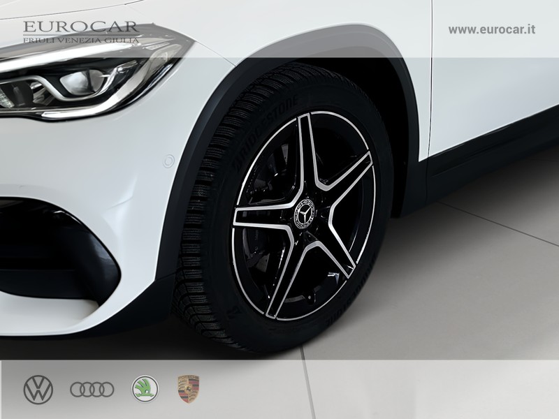 Mercedes-Benz GLA 200 d premium auto