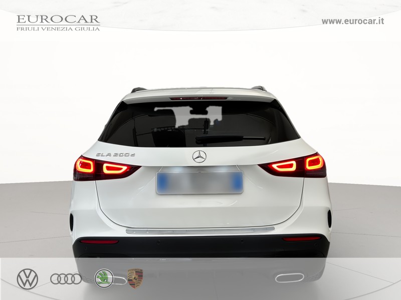 Mercedes-Benz GLA 200 d premium auto