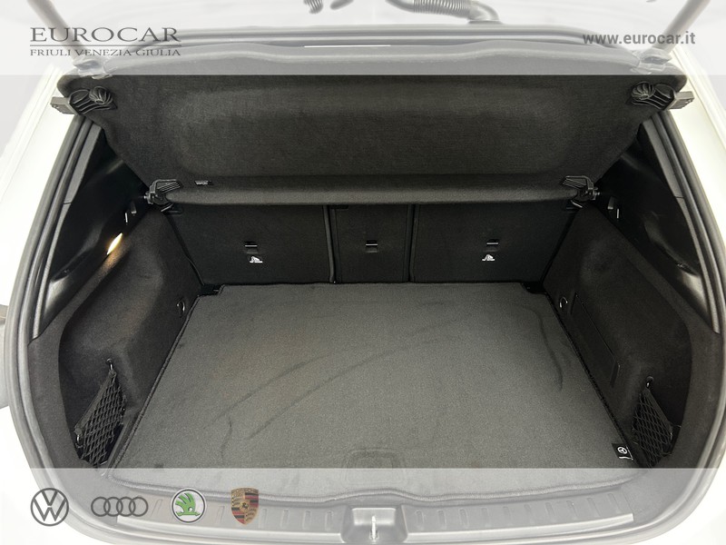 Mercedes-Benz GLA 200 d premium auto