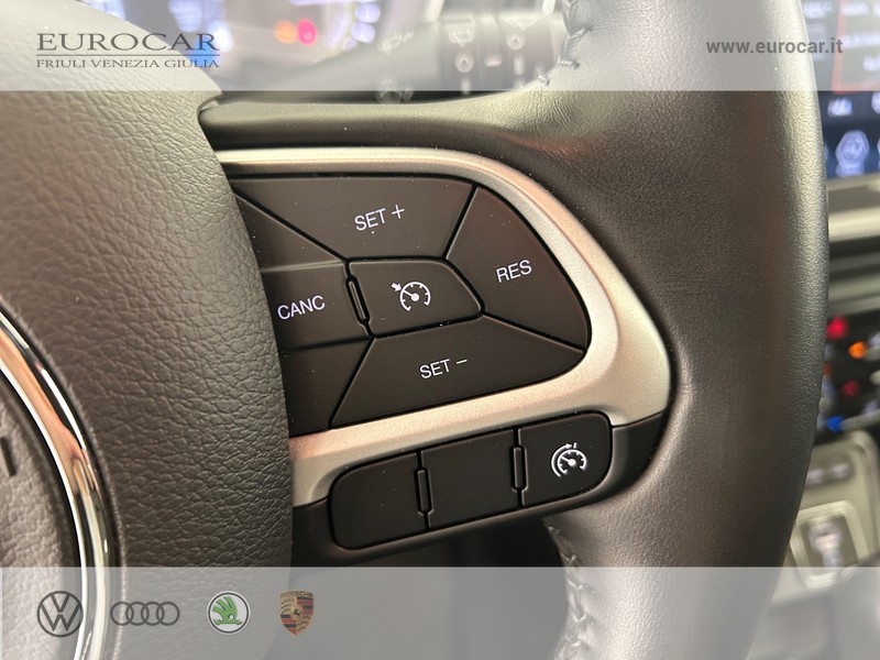 Jeep Compass 1.3 turbo t4 phev first edition off-road 4xe at6