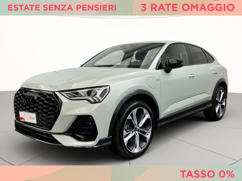 Audi Q3 sportback 45 1.4 tfsi e identity black s-tronic