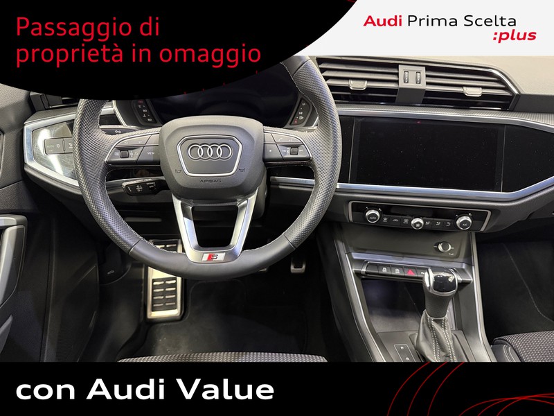 Audi Q3 35 2.0 tdi s line edition s-tronic