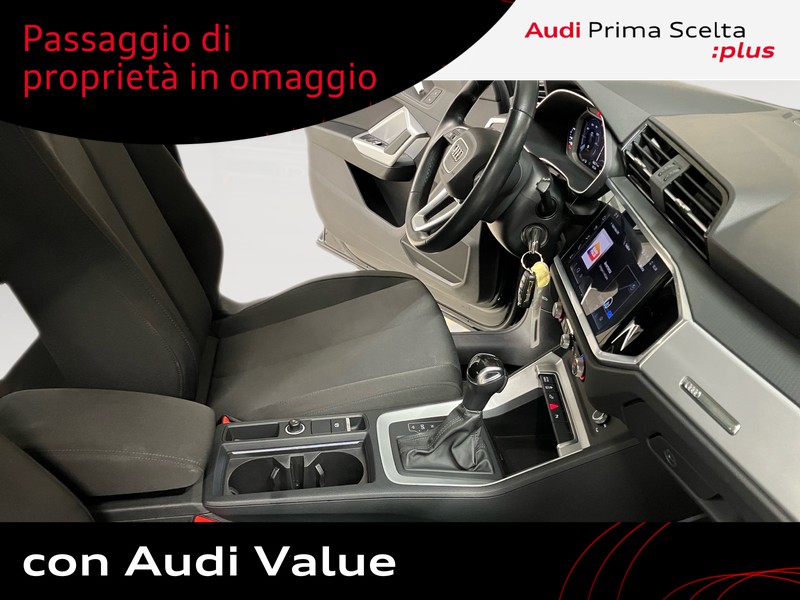 Audi Q3 45 1.4 tfsi e business s-tronic