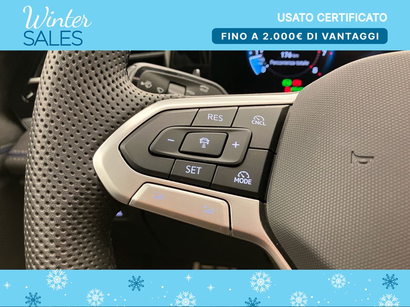 Volkswagen Passat 1.5 eTSI R-Line 150 CV DSG