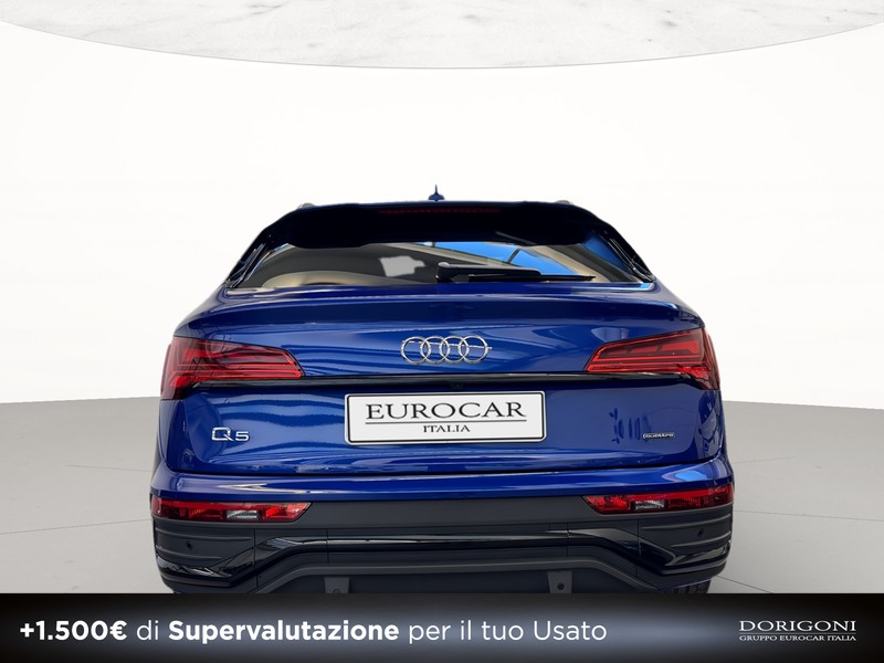 Audi Q5 sportback 40 2.0 tdi mhev 12v identity black quattro s-tronic