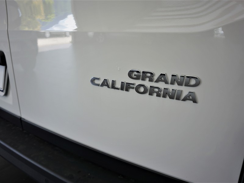 Volkswagen VIC Grand California 600 auto