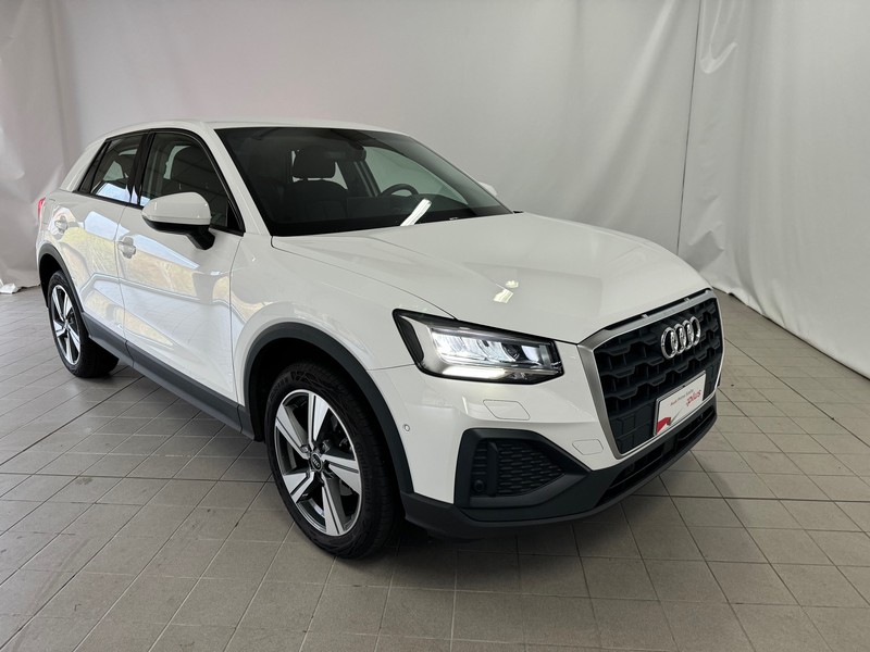 Audi Q2 30 2.0 tdi admired s-tronic