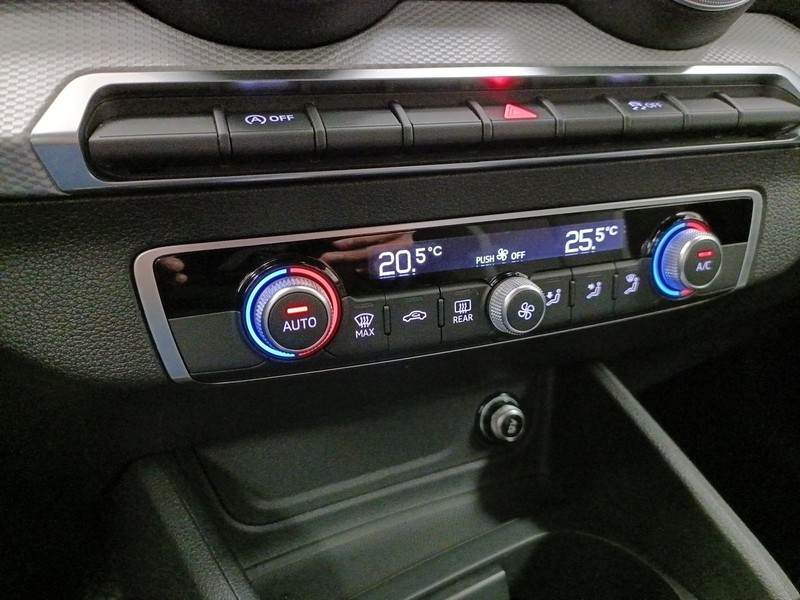 Audi Q2 35 2.0 tdi s line edition s-tronic