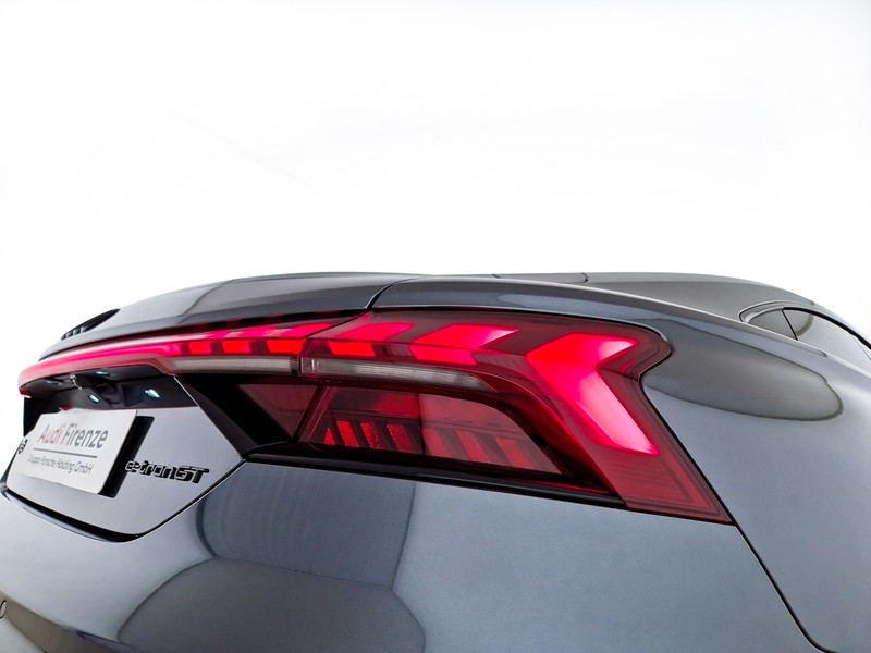 Audi RS e-tron GT 