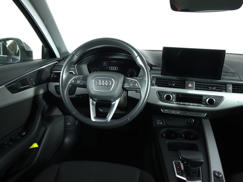 Audi A4 avant 30 2.0 tdi business 122cv s-tronic my16