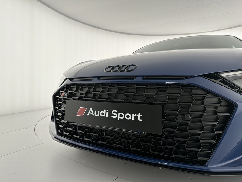 Audi R8 5.2 v10 performance rwd 570cv s tronic