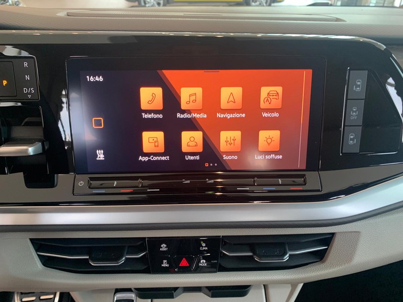 Volkswagen VIC T7 Multivan 1.4 tsi eh style dsg 7p.ti