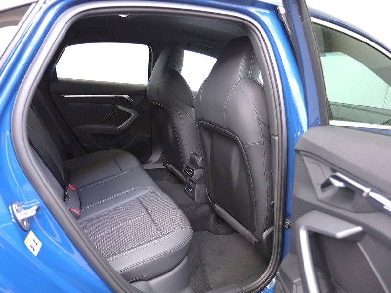 Audi A3 sedan 35 2.0 tdi s line edition s-tronic