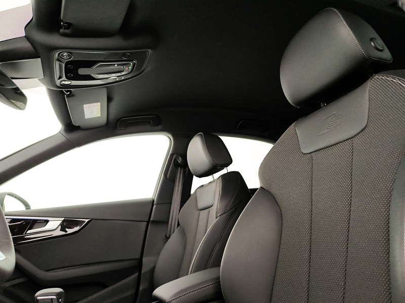 Audi A4 40 2.0 tdi mhev s line edition quattro 204cv s-tronic