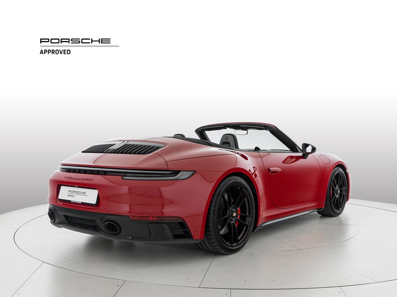 Porsche 911 Carrera 4 GTS Cabriolet