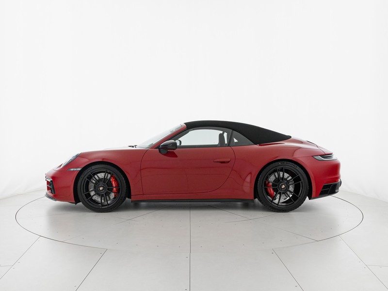 Porsche 911 Carrera 4 GTS Cabriolet