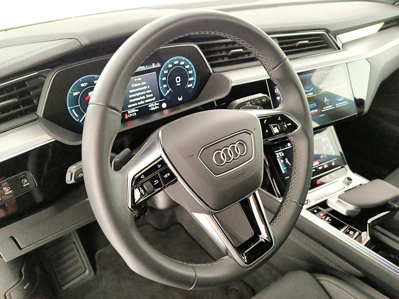 Audi Q8 e-tron 50 business advanced quattro