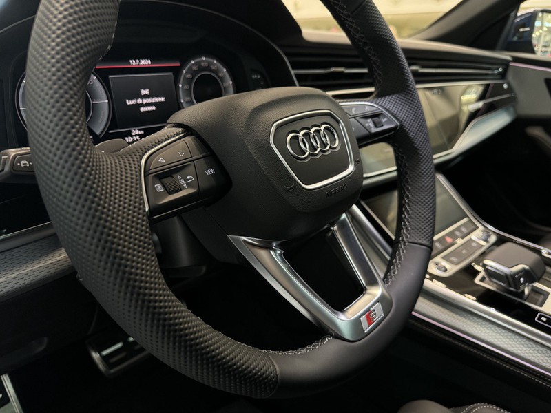 Audi Q8 55 3.0 tfsi e s line edition quattro tiptronic