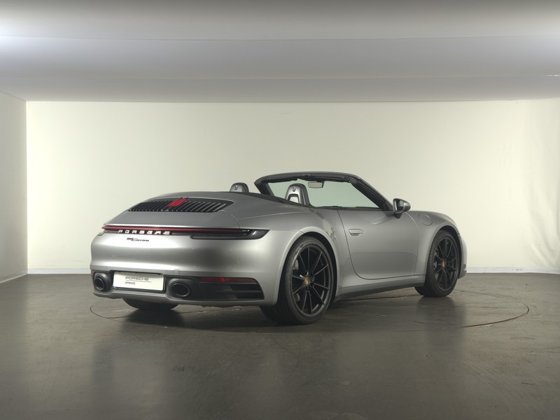 Porsche 911 cabrio 3.0 carrera auto