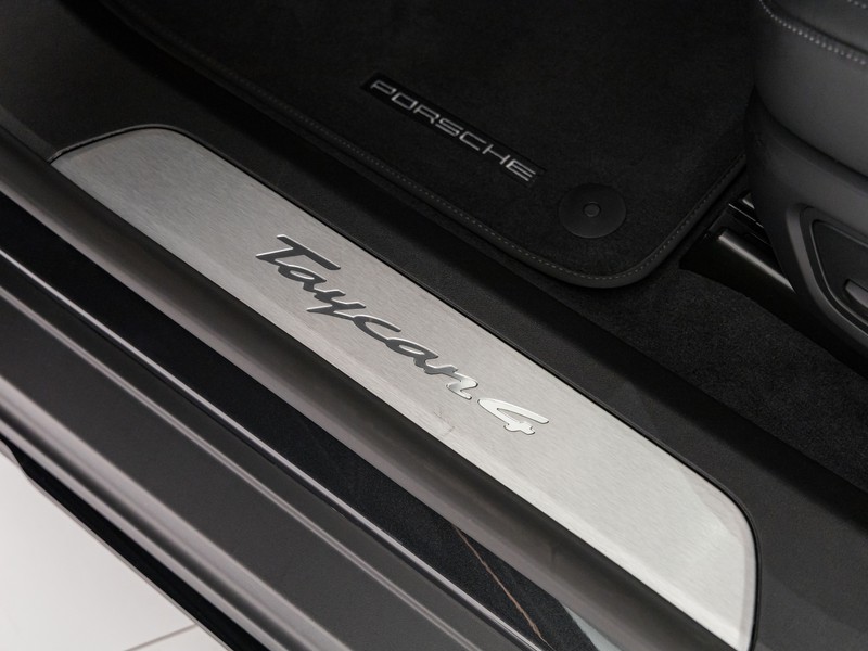 Porsche Taycan cross turismo 4 5p.ti